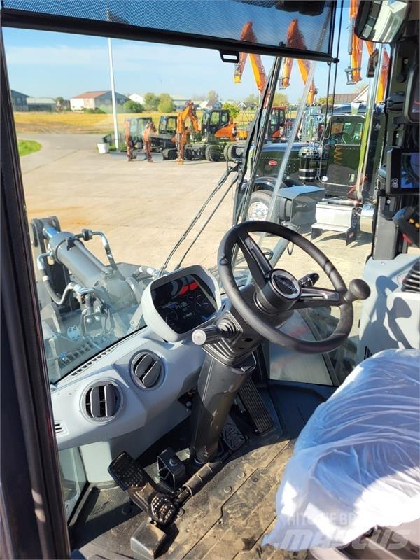 Develon DL220-7 Utovarivači na točkove