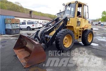 CAT IT12F Utovarivači na točkove