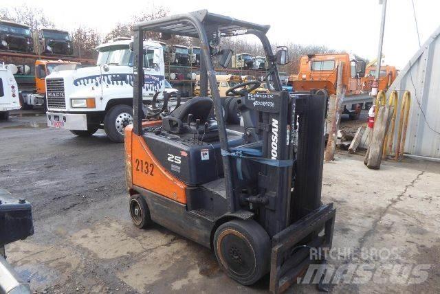 Doosan GC25P-5 Viljuškari - ostalo