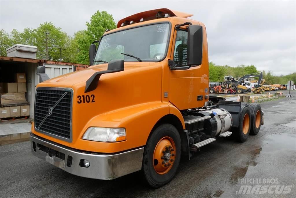 Volvo VNM64T Kamioni-šasije