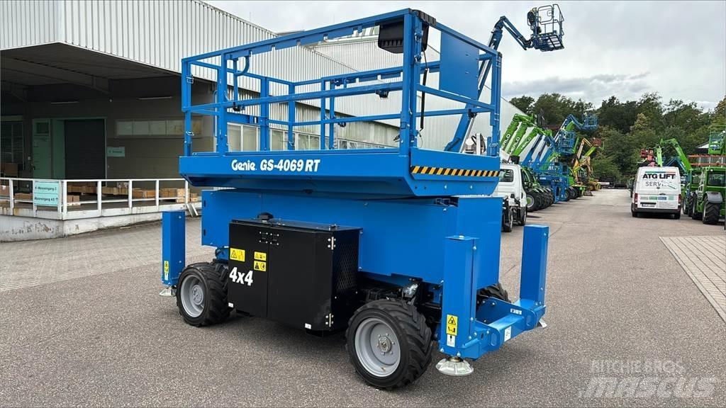 Genie GS-4069 RT Makazaste platforme