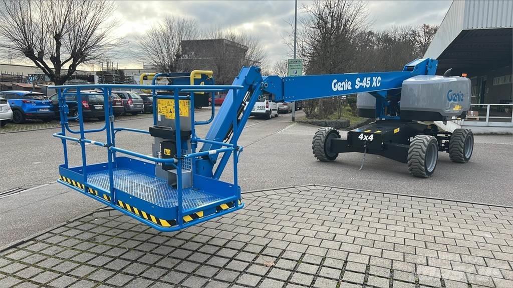 Genie S-45 XC Zglobne podizne platforme
