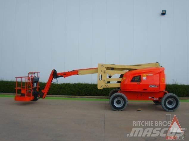 JLG 520AJ Zglobne podizne platforme