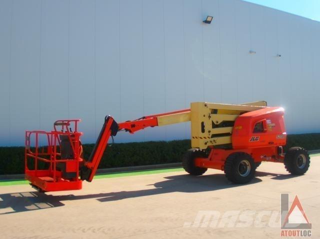 JLG 520AJ Zglobne podizne platforme