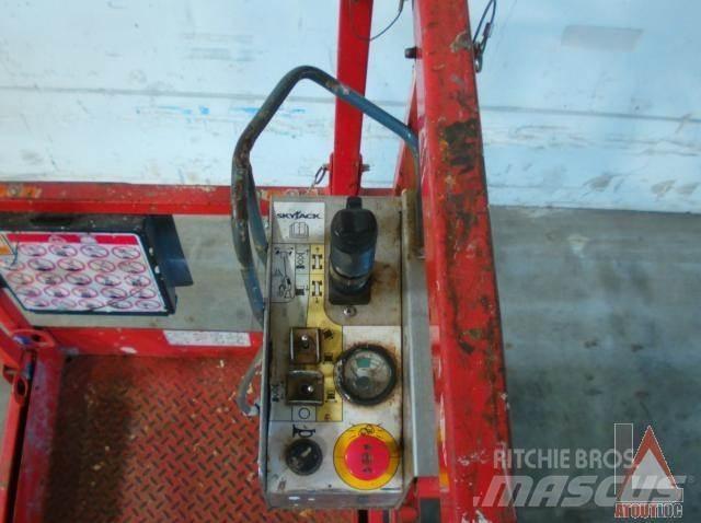 SkyJack SJ3219 Zglobne podizne platforme