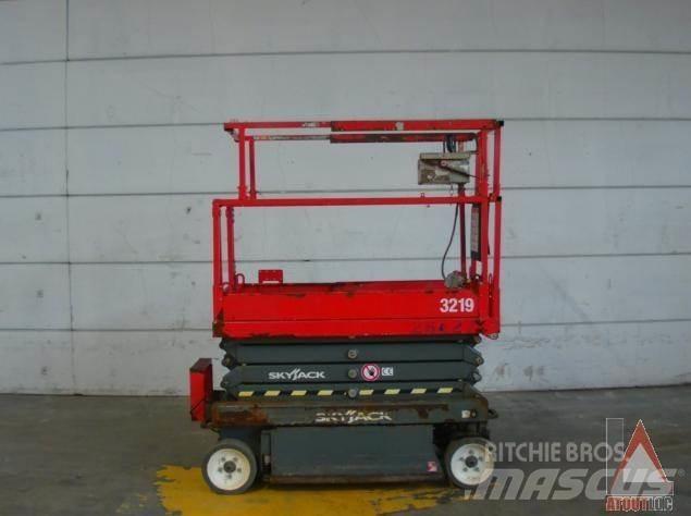 SkyJack SJ3219 Zglobne podizne platforme