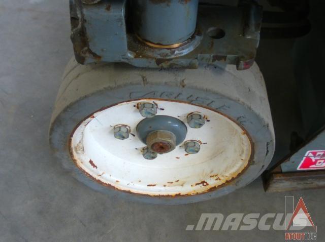 SkyJack SJ3219 Zglobne podizne platforme