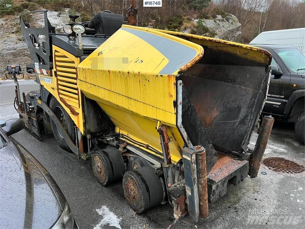 Bomag BF 300P Dodaci mašinama za asfalt