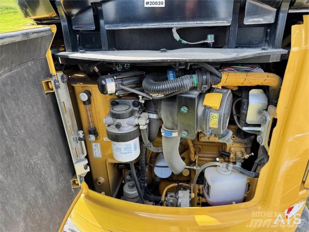 CAT 301.8 Bageri guseničari