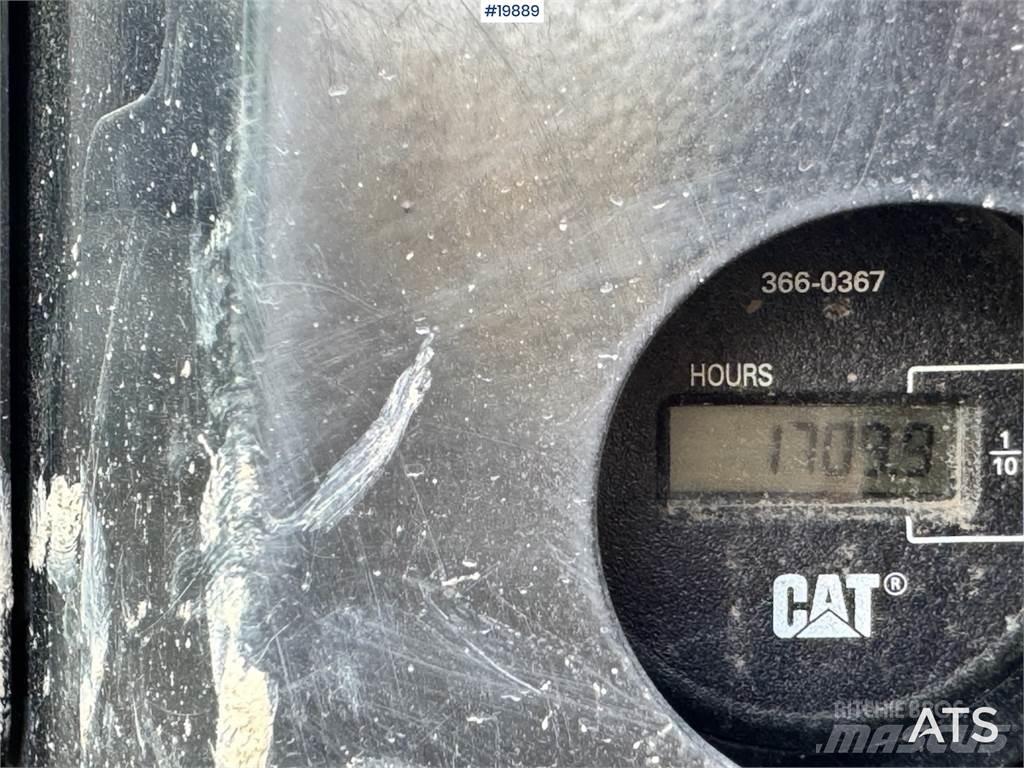 CAT 305.5E2 Bageri guseničari