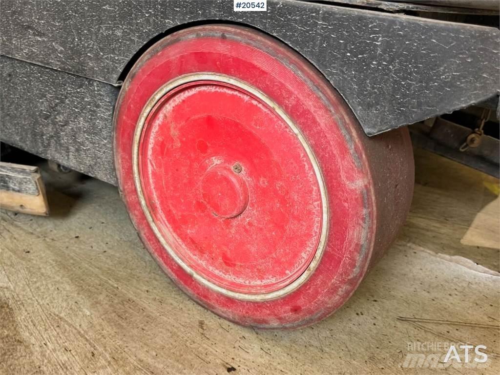 Comac Ultra 100 BS Ostalo za građevinarstvo