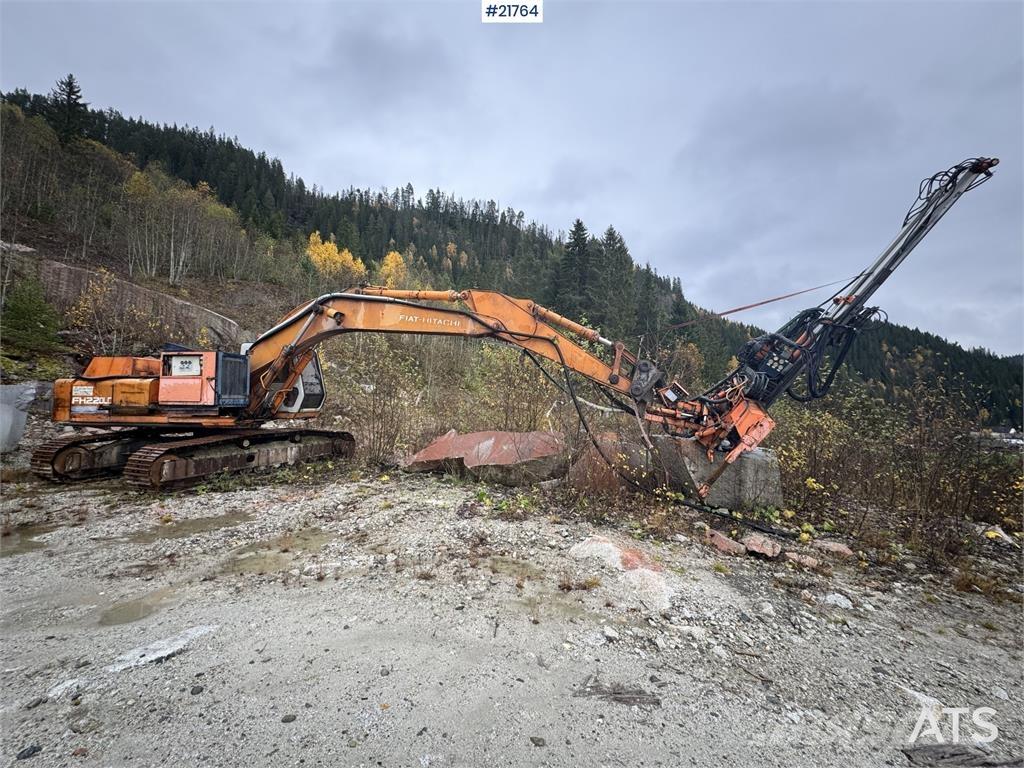 Hitachi FH 220 LC Bageri guseničari