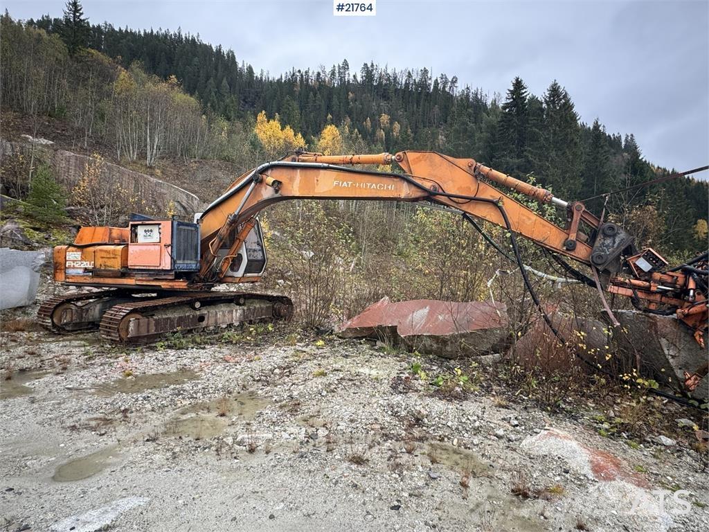 Hitachi FH 220 LC Bageri guseničari