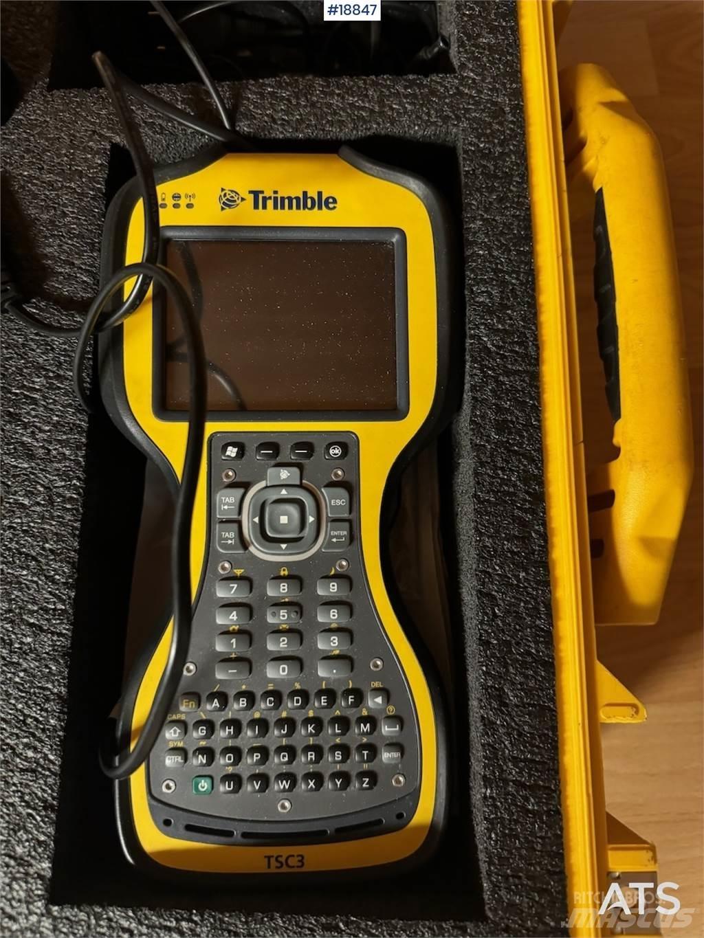 Trimble GPS m/ radio. Ostalo za građevinarstvo