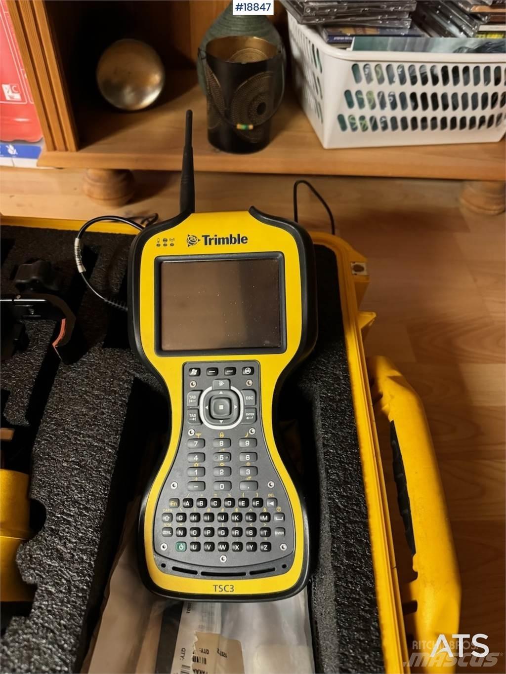 Trimble GPS m/ radio. Ostalo za građevinarstvo