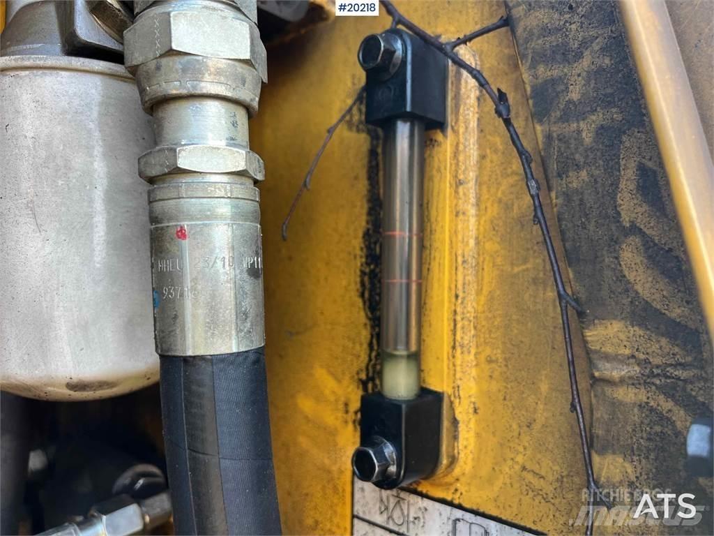 Volvo EC240CL Bageri guseničari