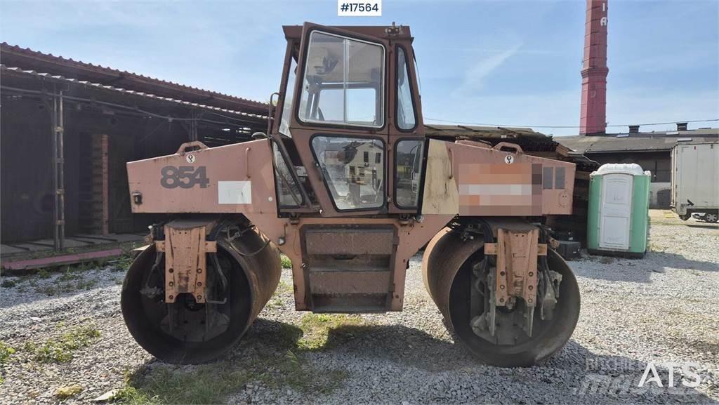 CASE Vibromax W 854 Valjci sa duplim bubnjem