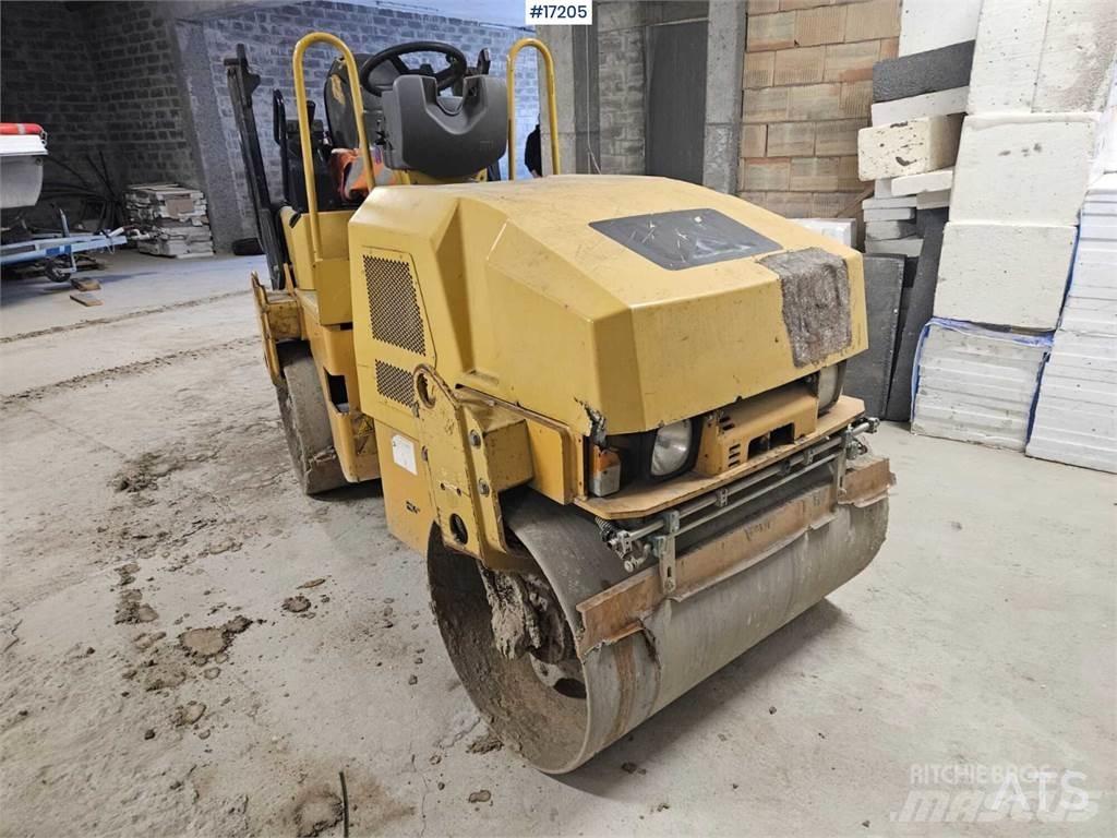 CAT CB24 Valjci sa duplim bubnjem