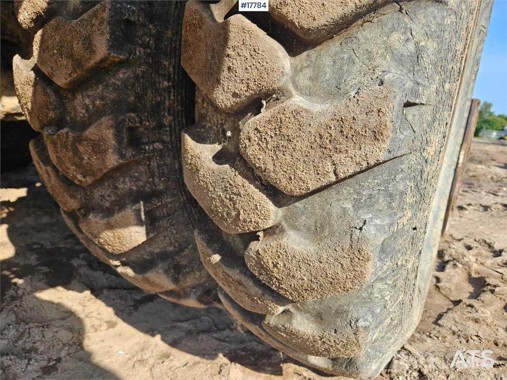 CAT M316C Bageri točkaši