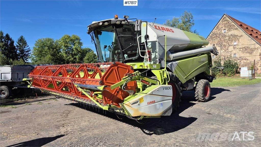CLAAS Tucano 440 Kombajni