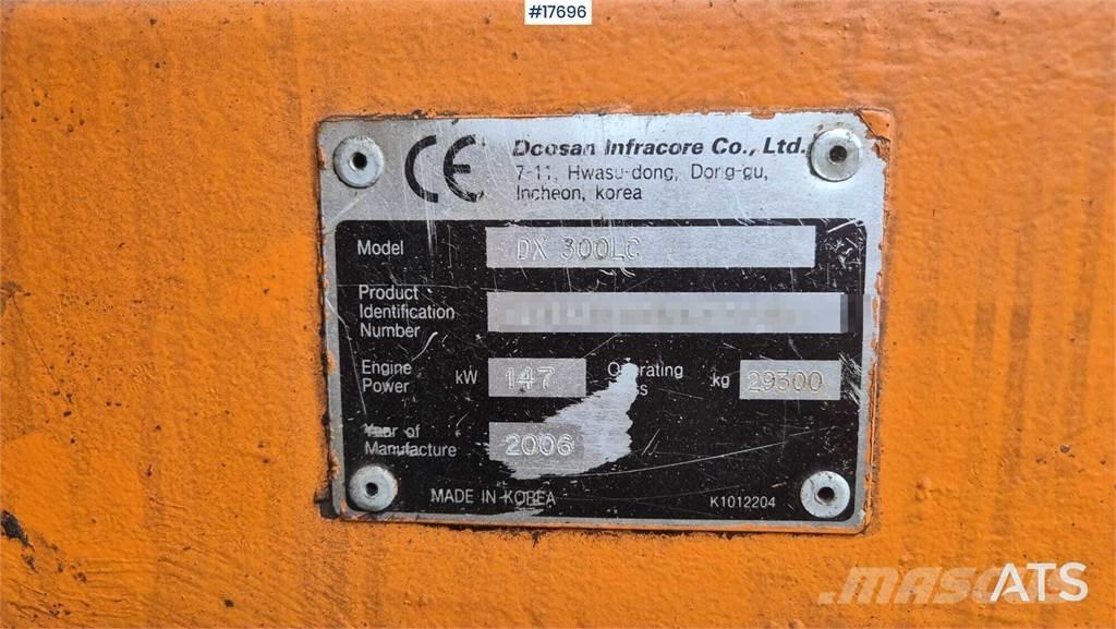 Doosan DX 300 LC Bageri guseničari