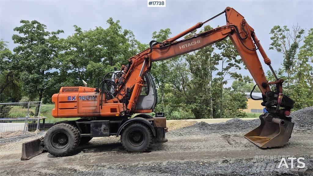 Hitachi EX 165W Bageri točkaši