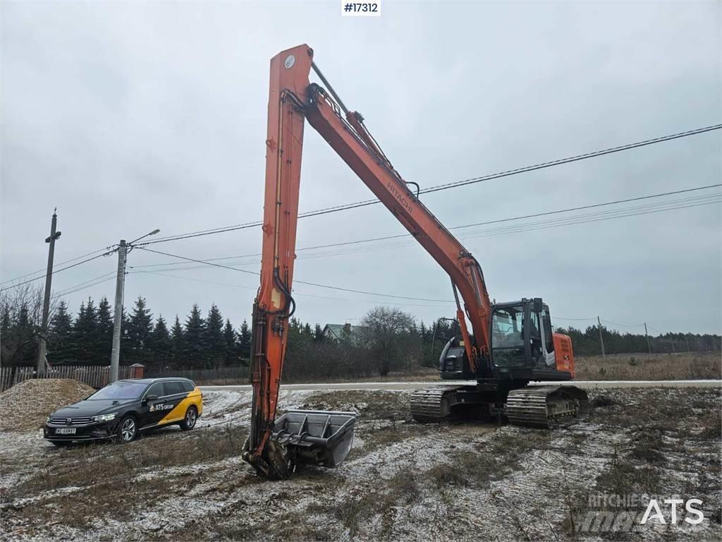 Hitachi ZX 225 US LC Bageri guseničari