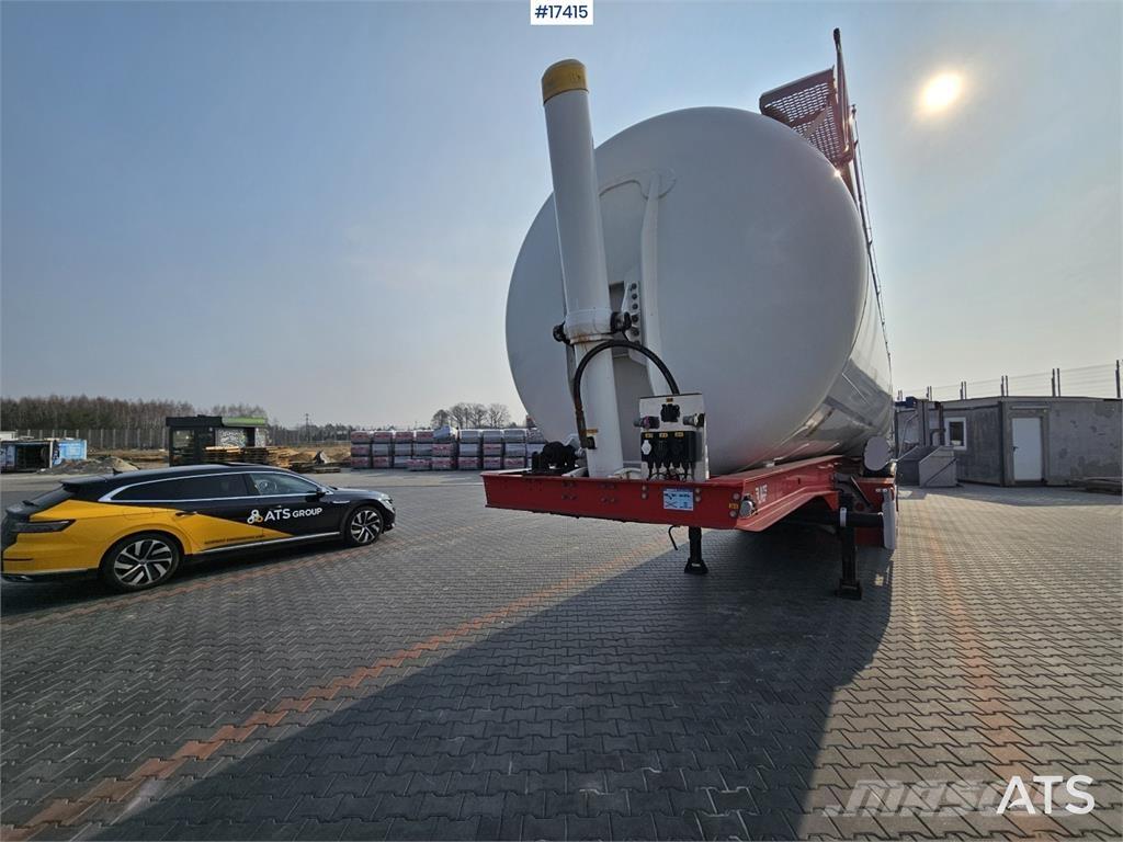 LAG 0-3-TI Poluprikolice cisterne