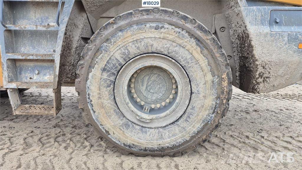 Liebherr L576 Utovarivači na točkove