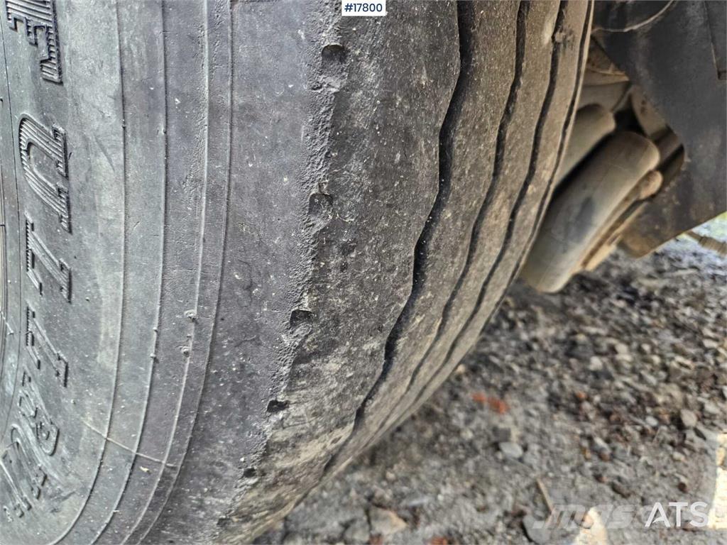Stas S3 Kiper poluprikolice
