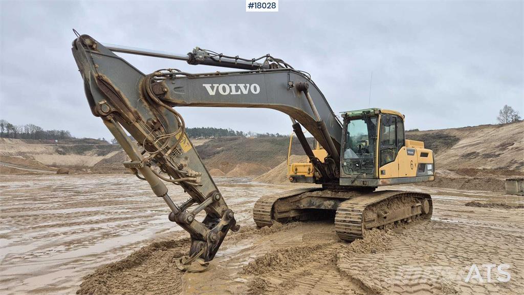 Volvo EC 300DNL Bageri guseničari