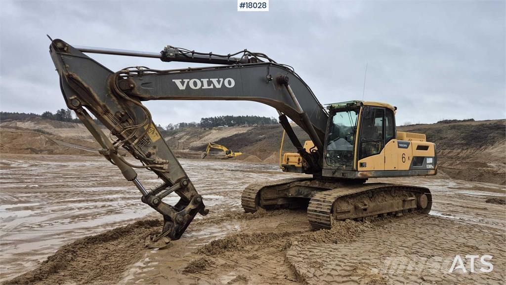 Volvo EC 300DNL Bageri guseničari
