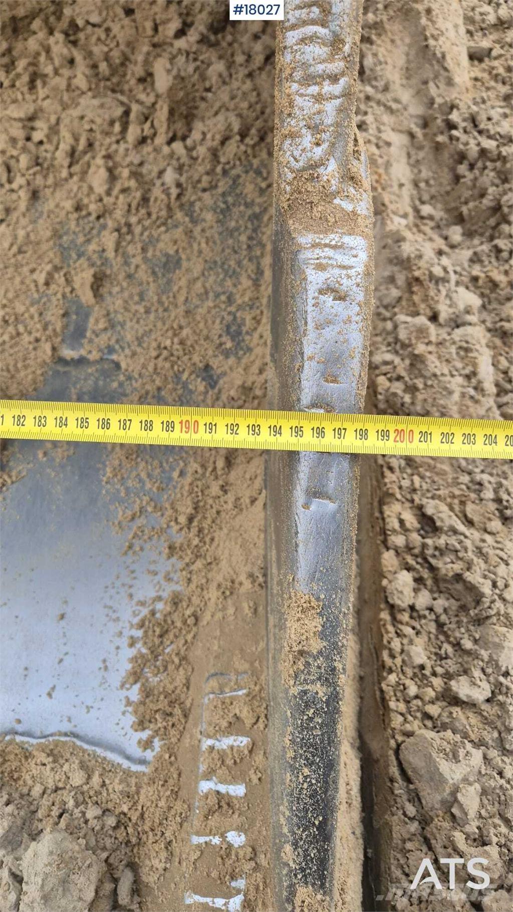 Volvo EC480EL Bageri guseničari