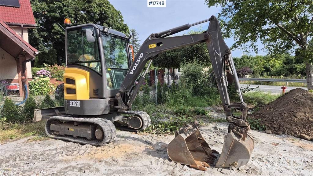 Volvo ECR25D Mini bageri < 7t