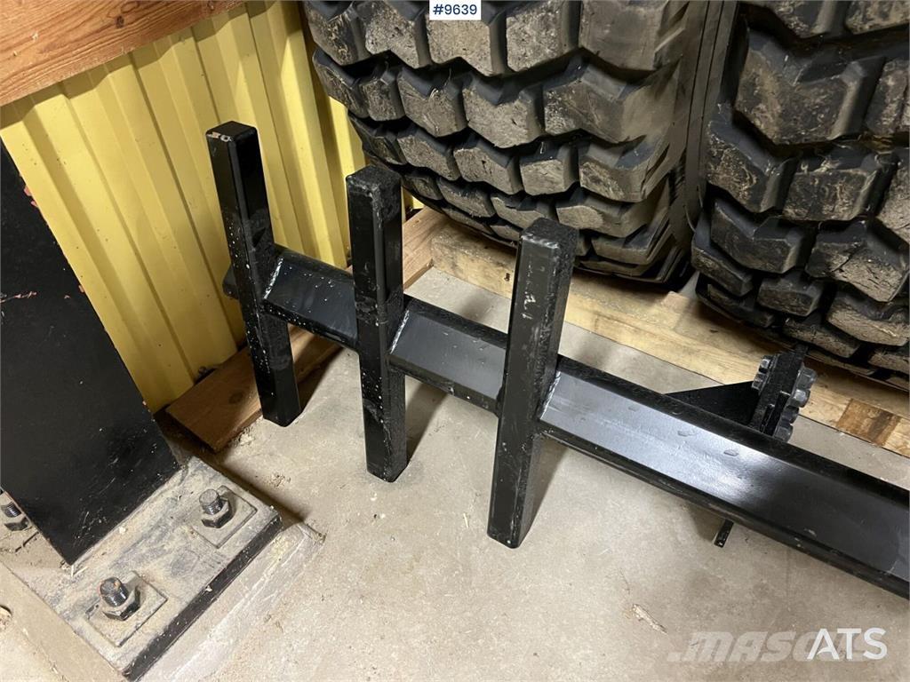  Asfaltsbalk oklar Ostale kargo komponente