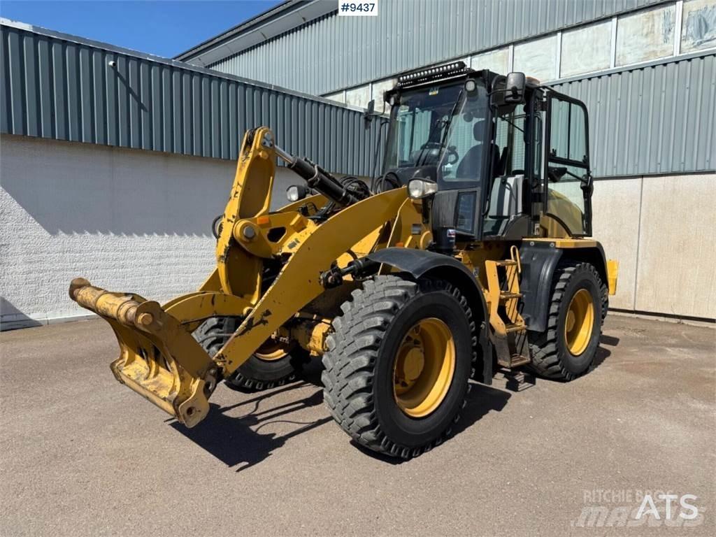 CAT 910K Buldožeri na točkovima