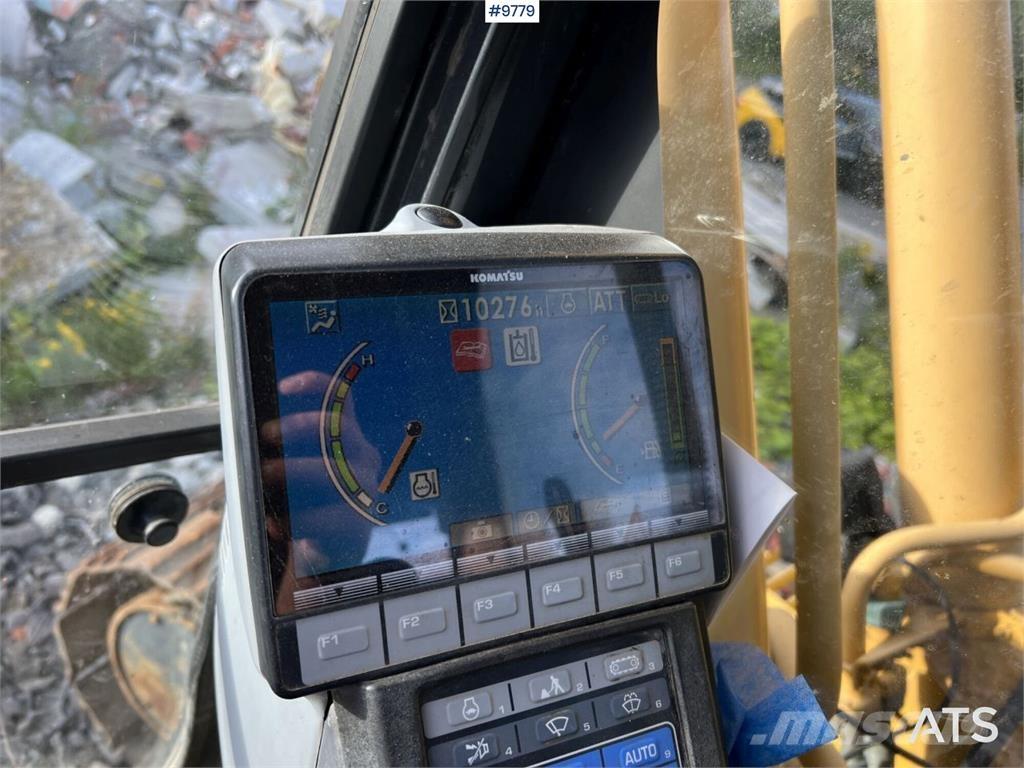 Komatsu PC210LC-8 Bageri guseničari