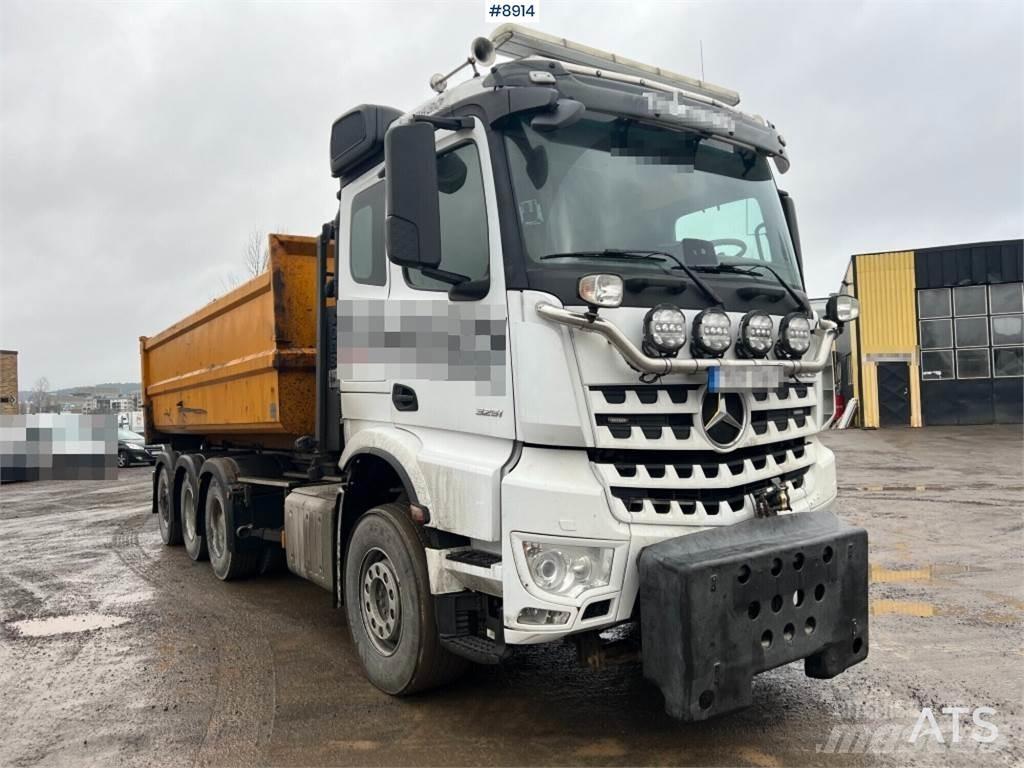 Mercedes-Benz Arocs Rol kiper kamioni sa kukom za podizanje tereta