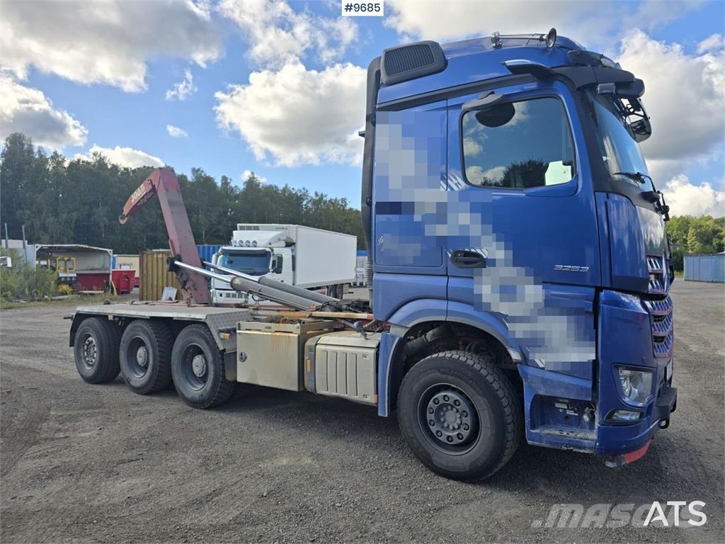 Mercedes-Benz Arocs Rol kiper kamioni sa kukom za podizanje tereta