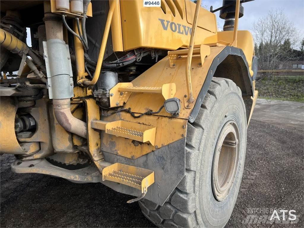 Volvo A25D Zglobni damperi
