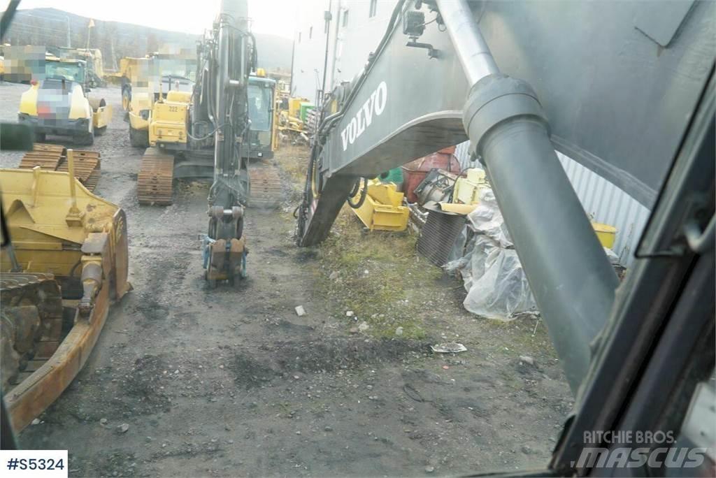 Volvo EC460BLC Bageri guseničari