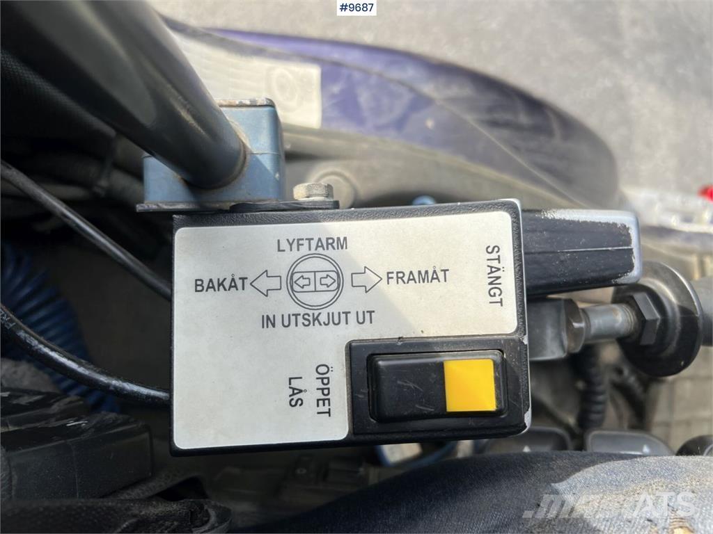 Volvo FM-380 6*2 Rol kiper kamioni sa kukom za podizanje tereta