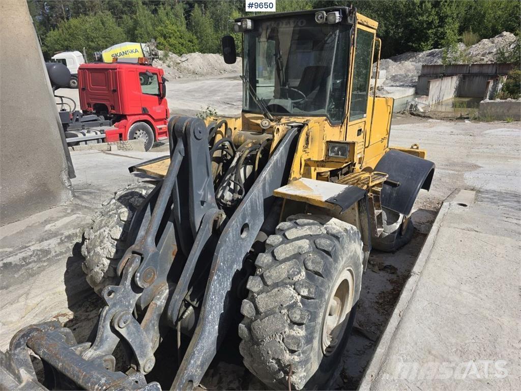 Volvo L120 Buldožeri na točkovima