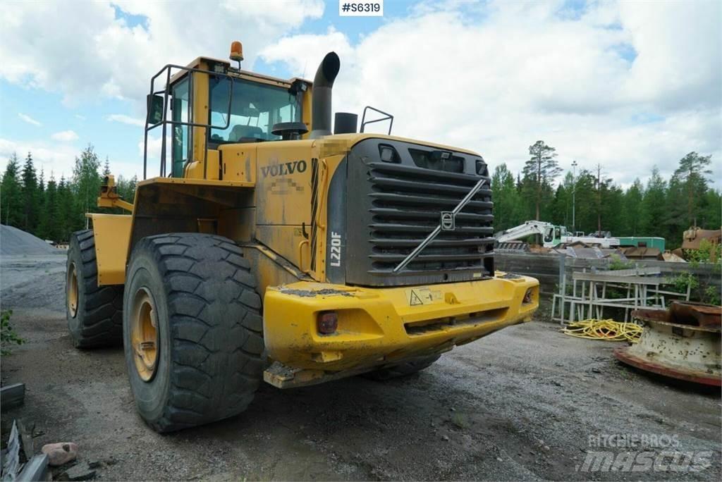 Volvo L220F Buldožeri na točkovima