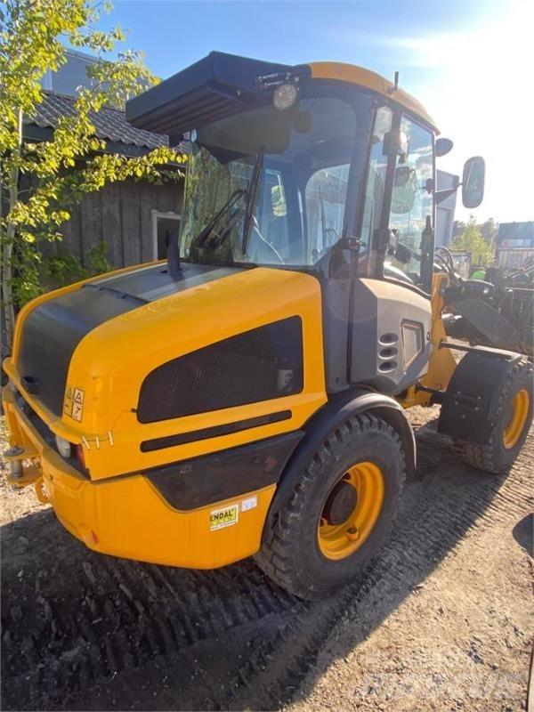 JCB 407 Utovarivači na točkove
