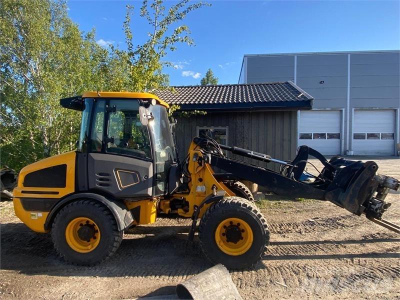 JCB 407 Utovarivači na točkove