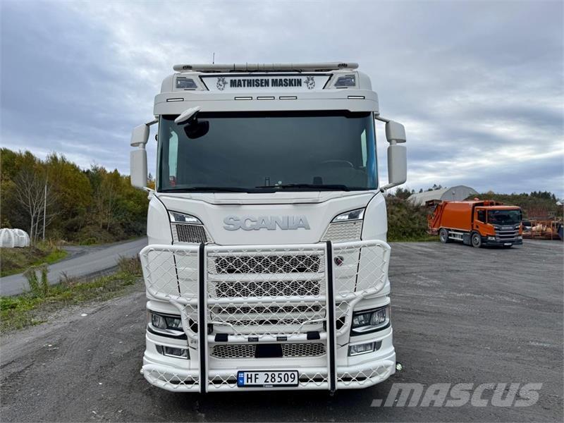 Scania R500 Rol kiper kamioni sa kukom za podizanje tereta