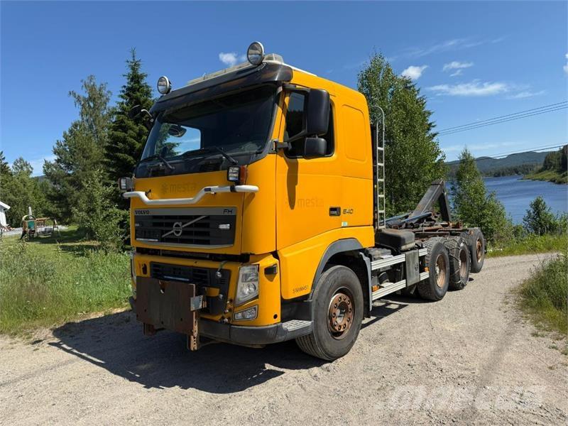 Volvo FH Rol kiper kamioni sa kukom za podizanje tereta