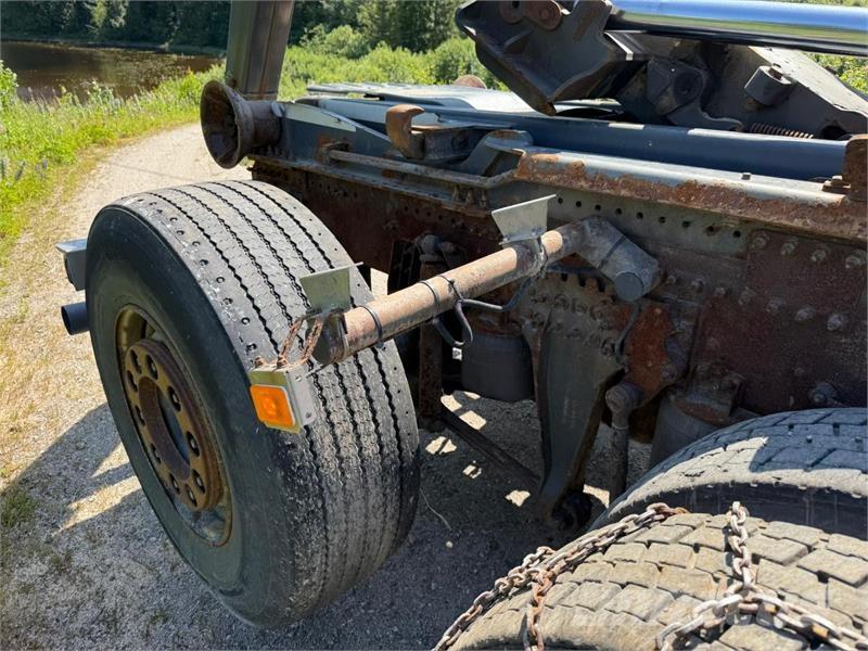 Volvo FH Rol kiper kamioni sa kukom za podizanje tereta