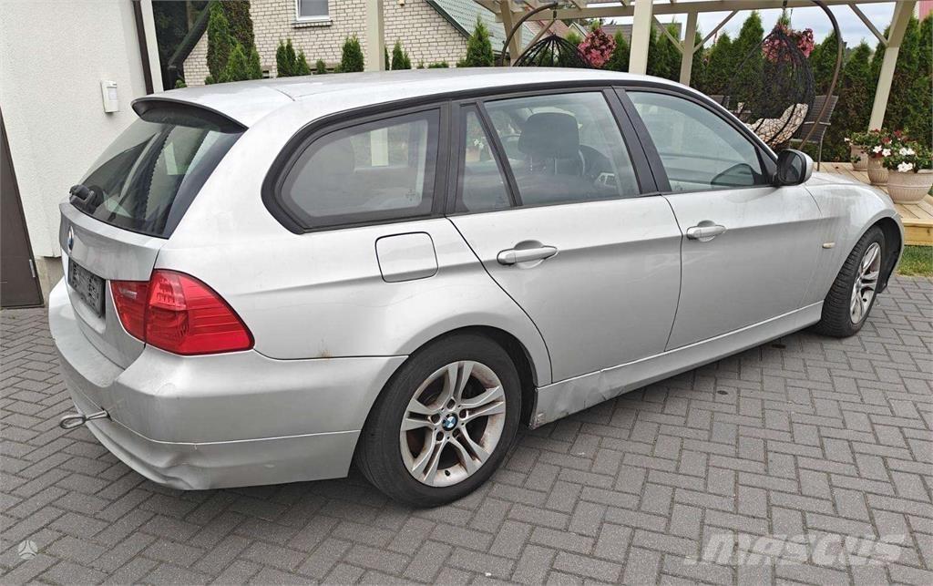 BMW  Automobili